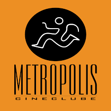 Imagem com fundo laranja e círculo preto no centro com uma imagem de uma pessoa em movimento e as palavras metrópolis cineclube abaixo