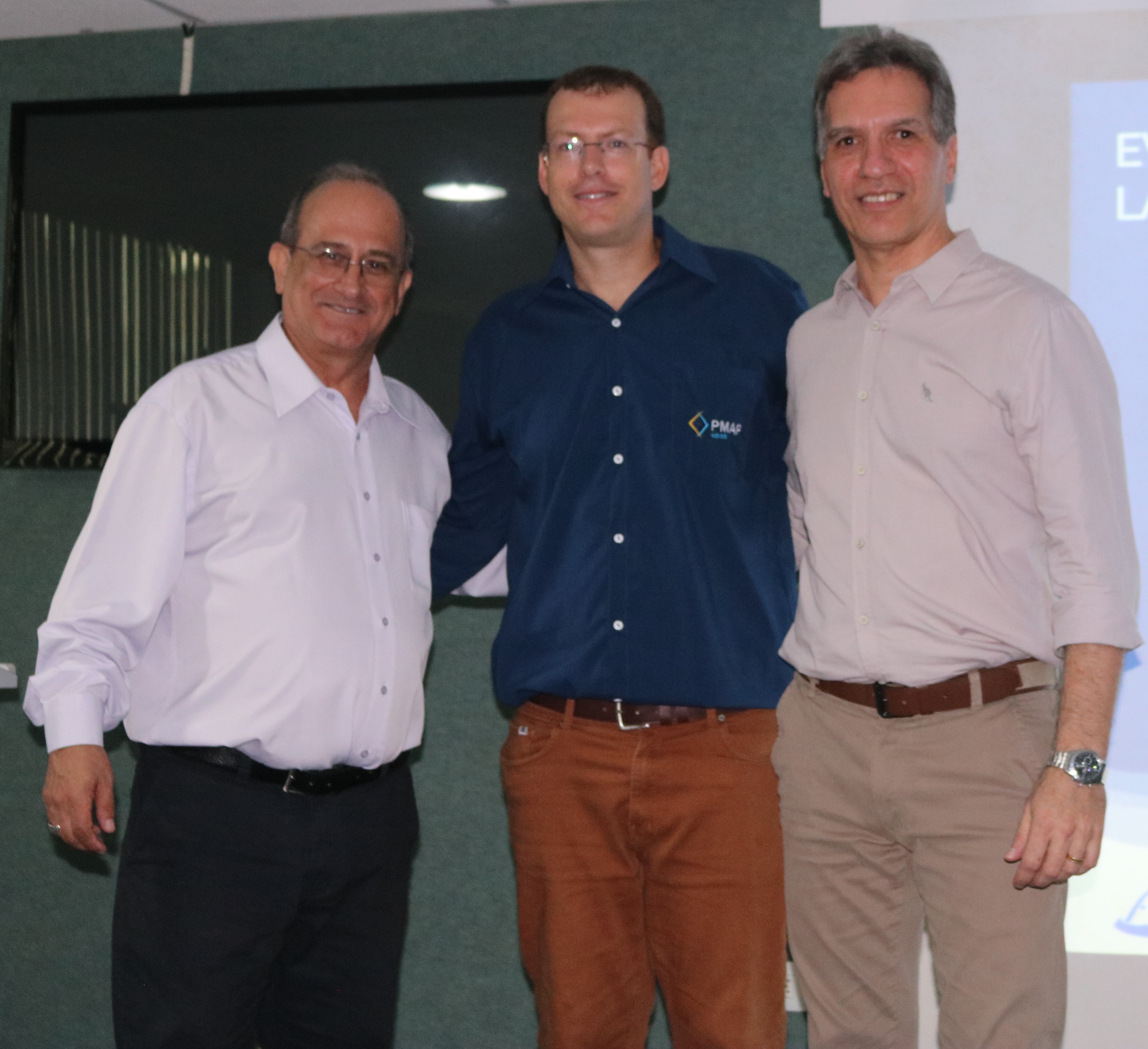 Os pesquisadores Maurício Hostim Silva, Joelson Musiello Fernandes e Antônio Olinto Ávila da Silva.&nbsp;