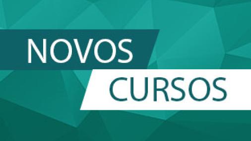 Cartaz verde com a inscrição "novos cursos"