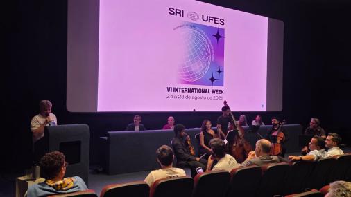 Foto da abertura do evento